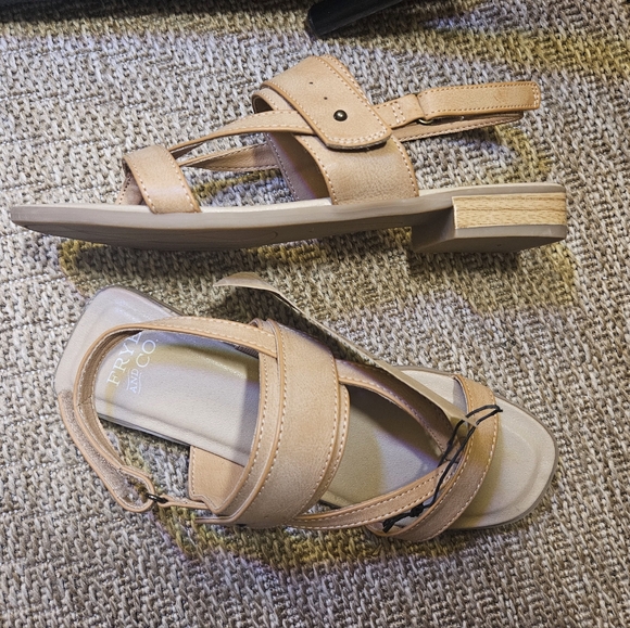 NWT Frye & Company Women's Adjustable Strap Cassia Sandals in Light Tan - Picture 7 of 12